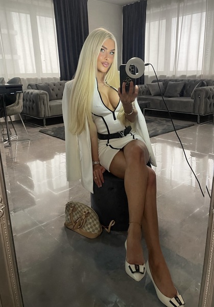 Göztepe Escort Bayan Seçil